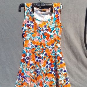 7S3. Pinc dress (womens)